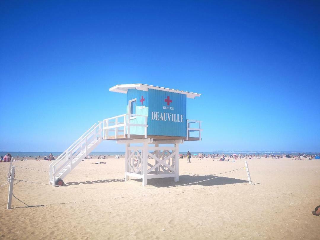 Le De * Deauville